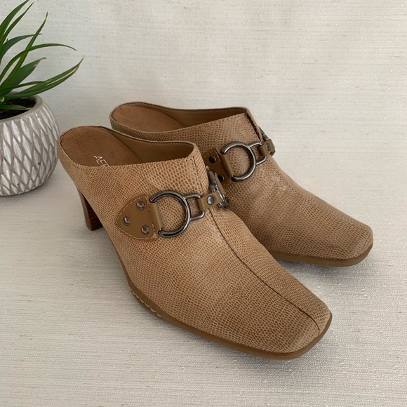 Aerosoles Cinch Worm Tan Snakeskin Heeled Mules Woman’s 8M - Picture 6 of 12